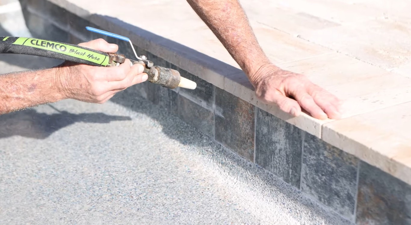 Pool tile cleaning and calcium removal in South Gate, CA